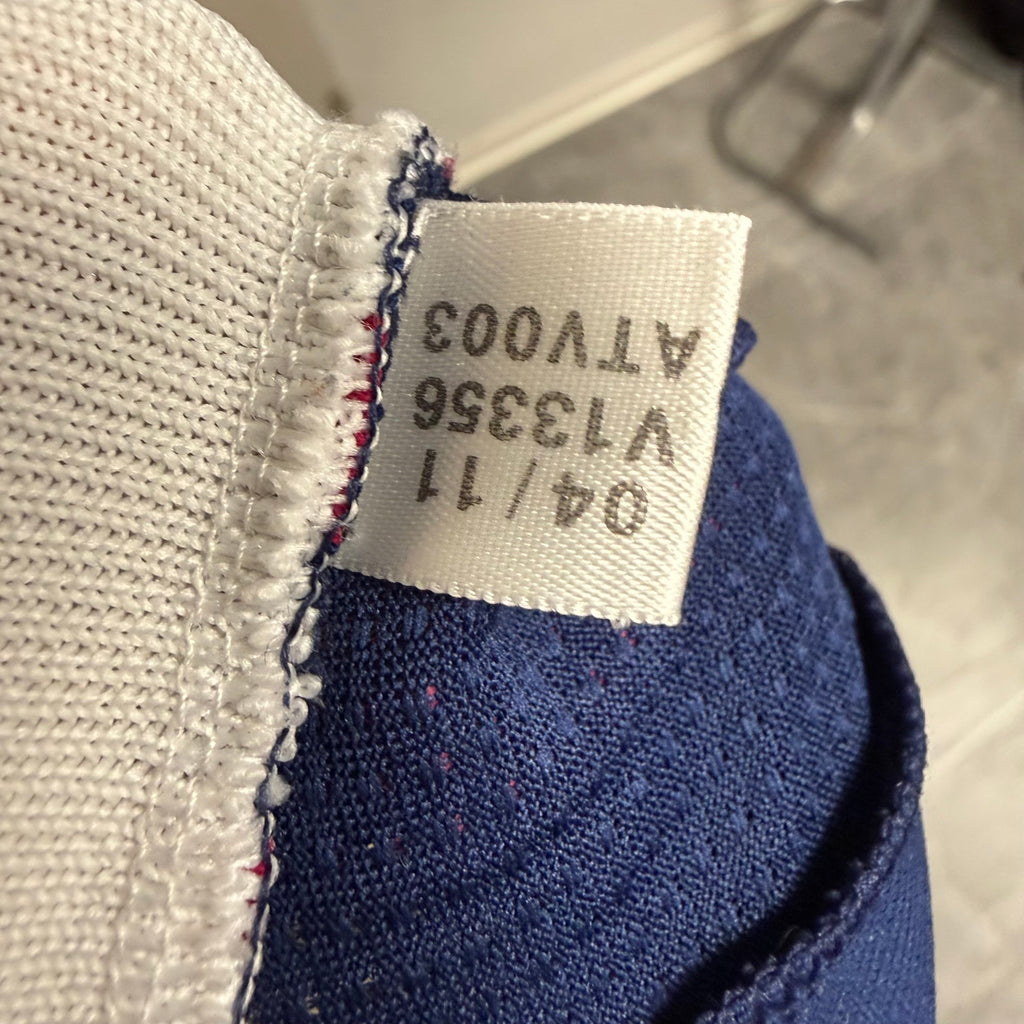 Adidas Olympique Lyon Vintage 2010/2011 Auswärtstrikot – TechFit Edition – Dunkelblau/Pink – Sammlerstück
