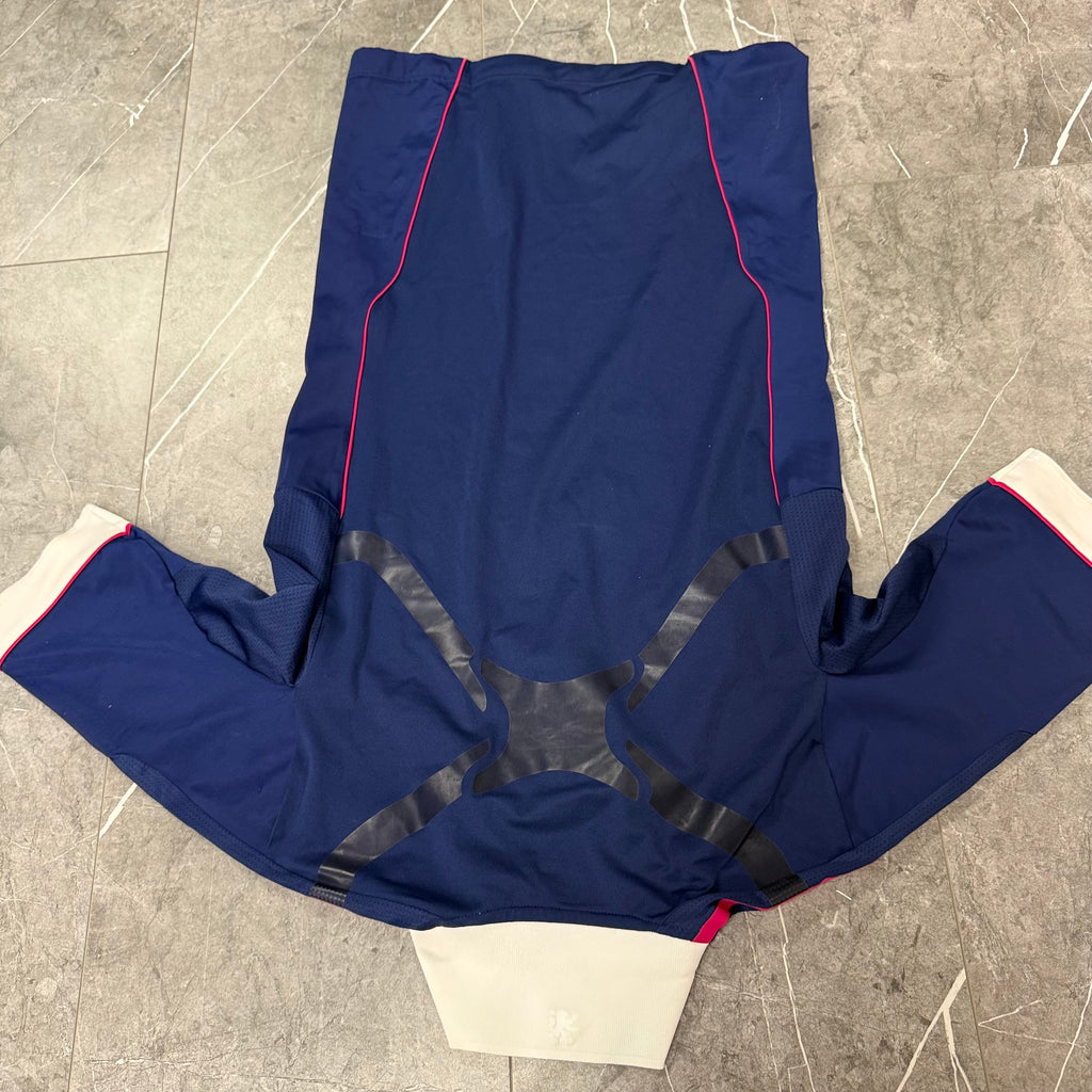 Adidas Olympique Lyon Vintage 2010/2011 Auswärtstrikot – TechFit Edition – Dunkelblau/Pink – Sammlerstück